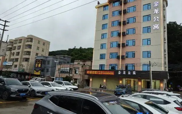 Jinlong Business Apartment (Zhuhai Jinwan Nanshui Branch)