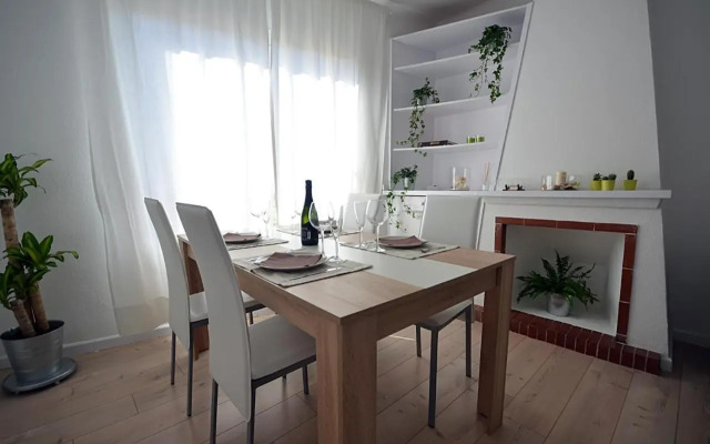 Sunny Apartment Central Sitges