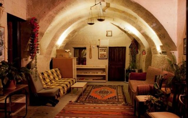 SOS Cave Hotel