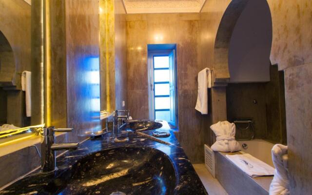 Riad Le Perroquet Bleu