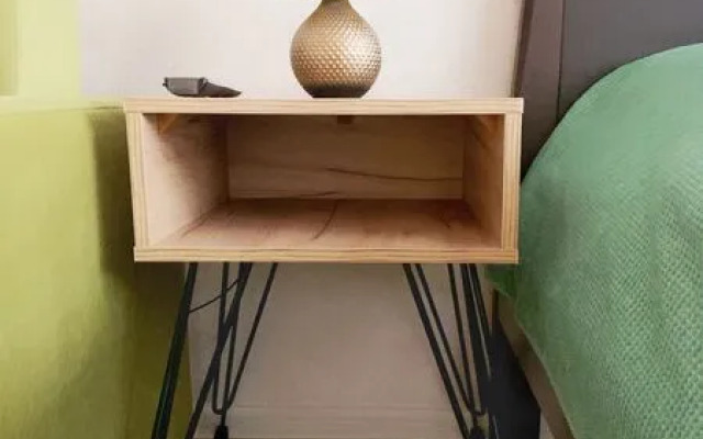 Династия на ул. Лесников, 25