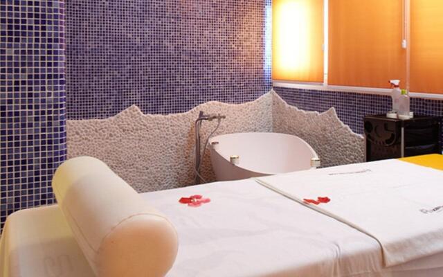 Sirenis Hotel Tres Carabelas & SPA