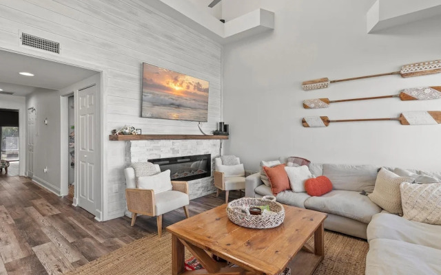 Sea Winds Condominiums C