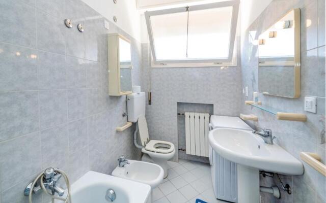 Civico 57 a 100 metri dal mare