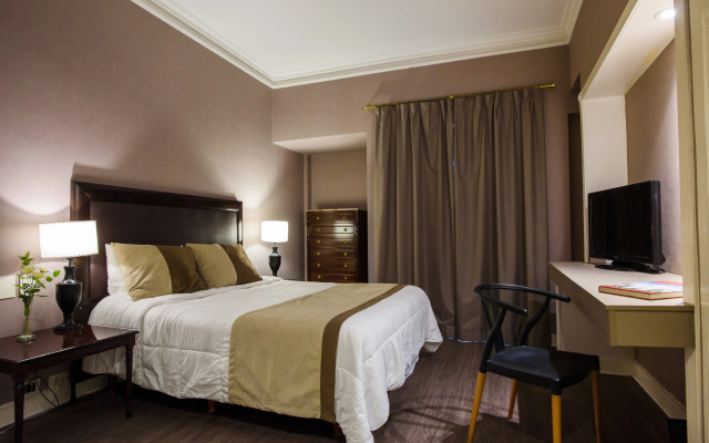 1253 Recoleta Small Hotel