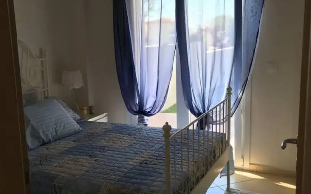 Inviting 2-bed Apartment in Nikiti, Greece