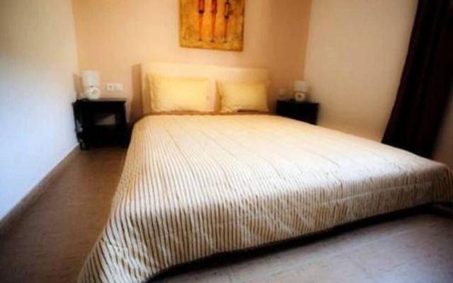 Aroma Studios and Apartments