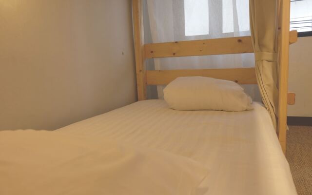 Fat Cat Hostel