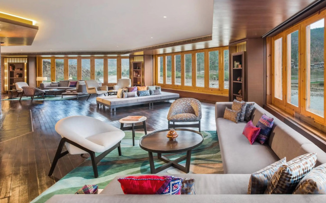 Le Meridien Paro, Riverfront