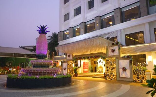 Mirasol Lake Resort