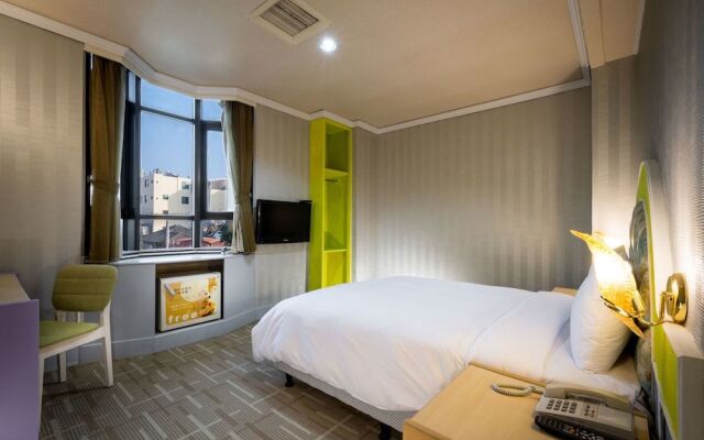 Win Inn Tainan Hotel II