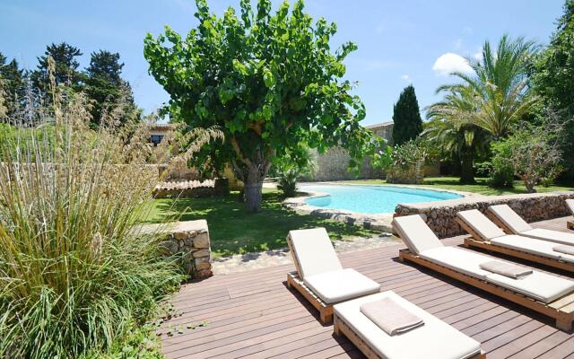 Luxuriously renovated Mallorcan country house for 10 pax