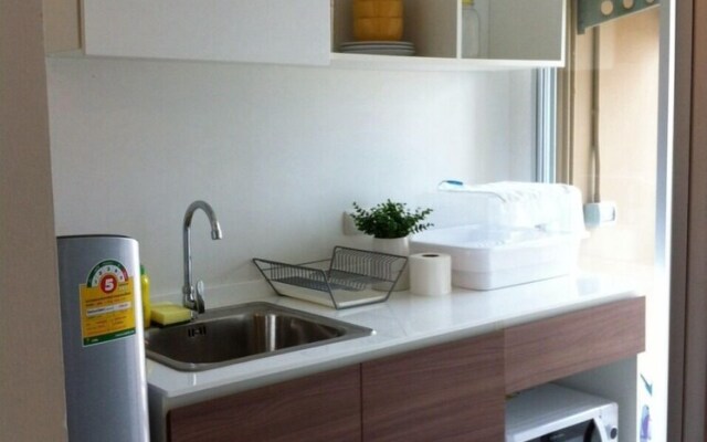 Baan Thew Lom By Woranan