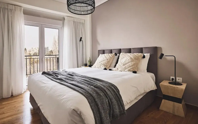 Kova Residence, Acropolis by Aura Homes