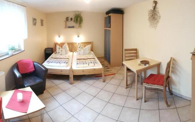 Ruhige Ferienwohnung in Niepars