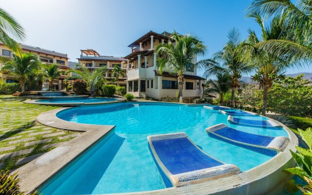 Coco Sunset Hills 52