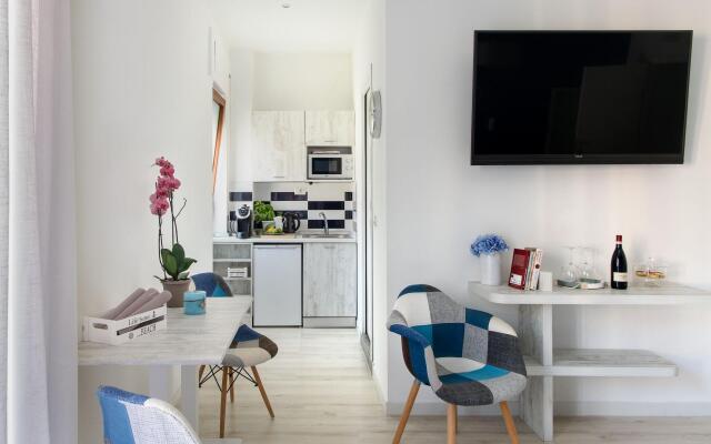 Les Suites des Tout le Monde