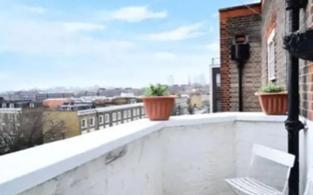 Sunny Flat Between Camden Town & Primrose Hill