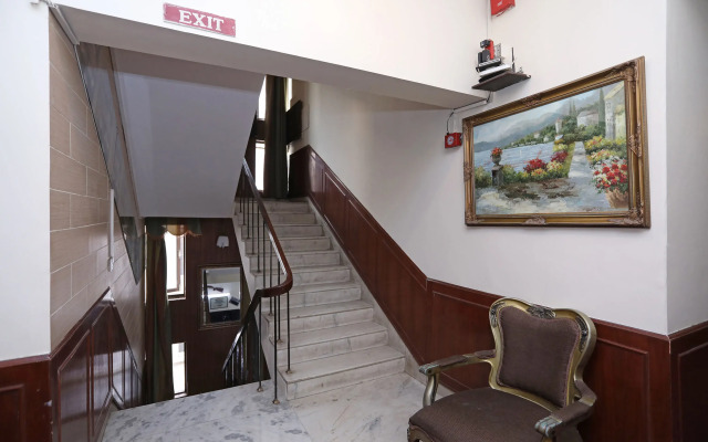 Hamilton Hotel