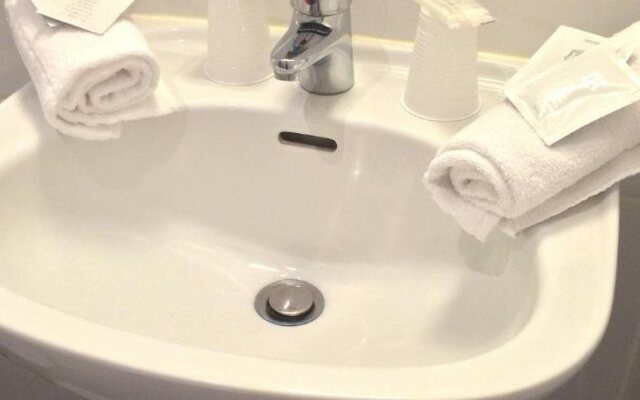 L'Excess Hotel
