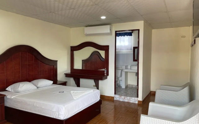 Hotel Real Costa Inn