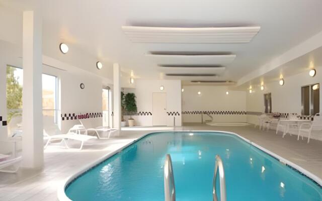 Best Western Crown Inn