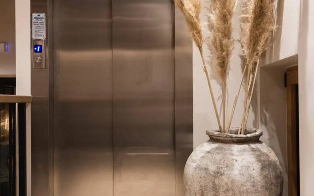 Revi Mountain Resort Boutique Hotel