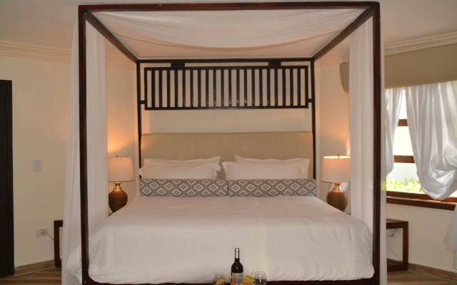 Kaliko Beach Club - All Inclusive Resort
