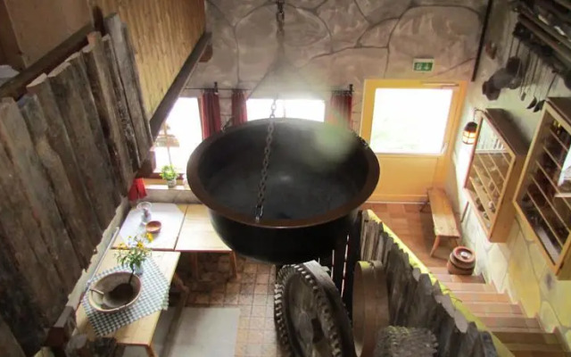 Berggasthaus Höllensteinhütte