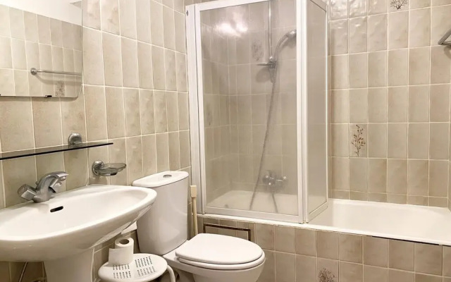 Apartment in Nieuwpoort by the Beach