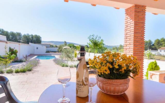 Casa Embalse Bermejales Arenas del Rey by Ruralidays