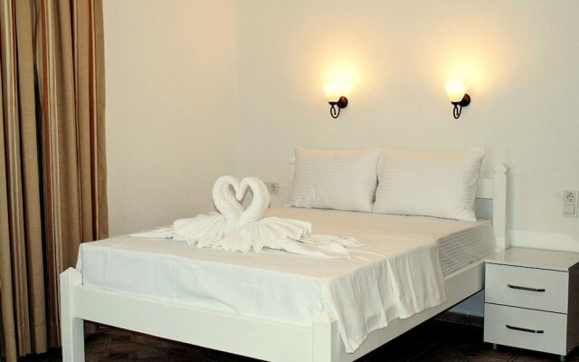 Saranda Teras Pansiyon