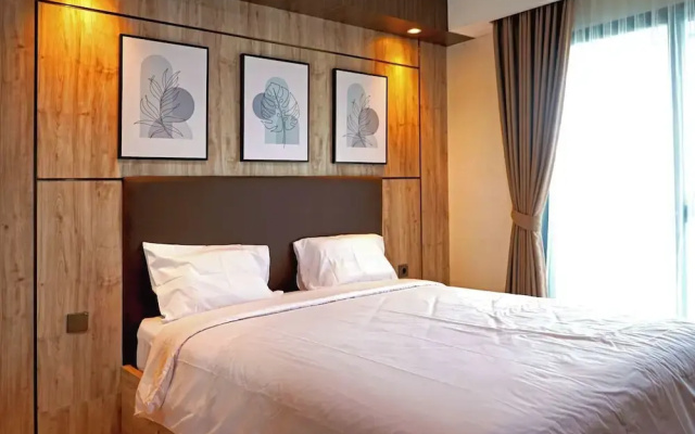 Modern Style Suite at Embarcadero Apartment Bintaro