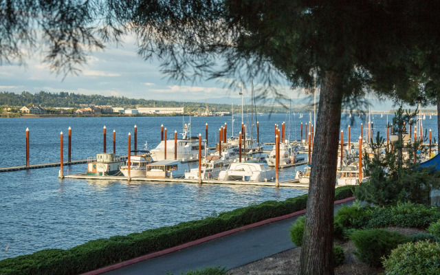 Holiday Inn Portland - Columbia Riverfront by IHG