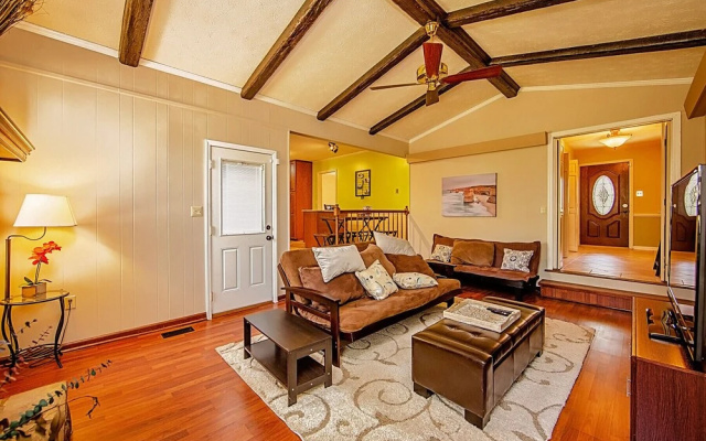 Enjoy the Centrally Located Mcfadyen Guest House