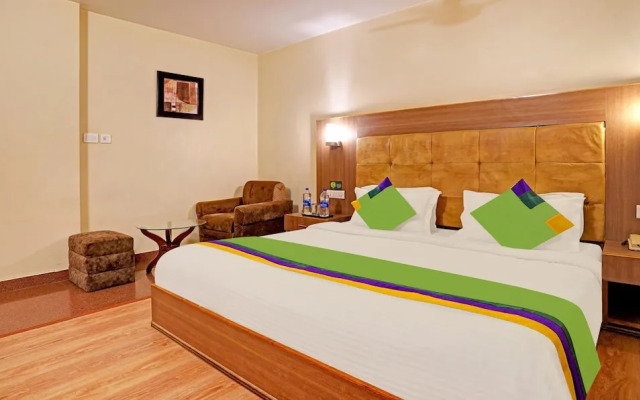 FabHotel Royal CM Bani Park