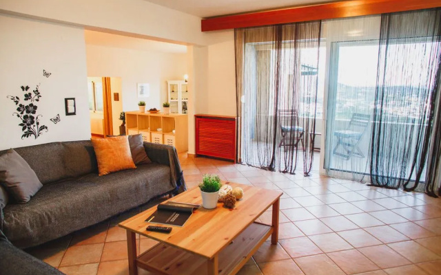 Wild Pear Villa