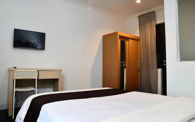 Tuju Abuserin Syariah