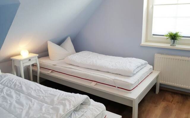 Achtern Diek Modern Retreat