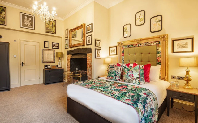 The George Hotel, Amesbury, Wiltshire