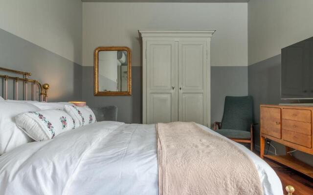 Camelia Home Suite