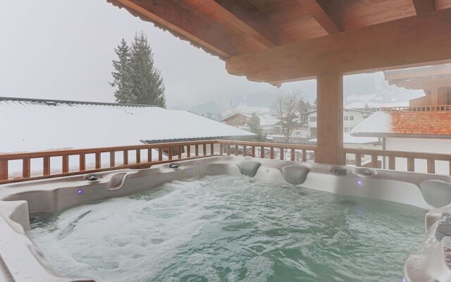 Luxury Villa in Ellmau With Jacuzzi