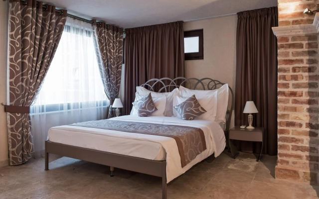 Hotel Azimut
