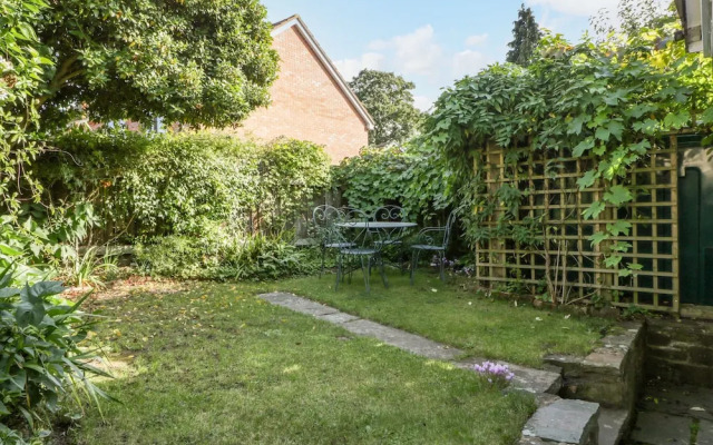 Old Pump Cottage
