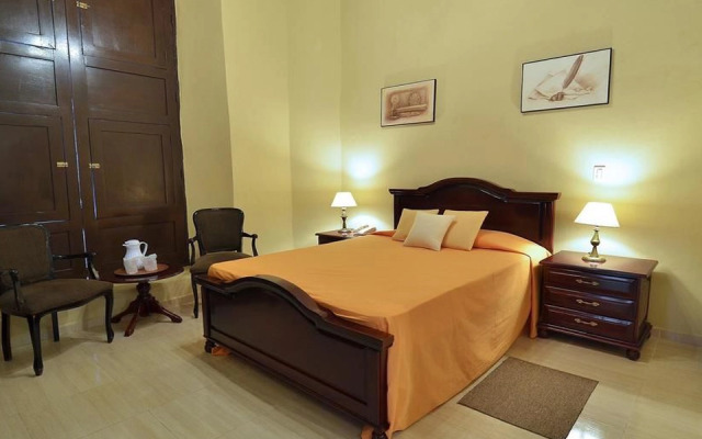 Hotel E La Avellaneda