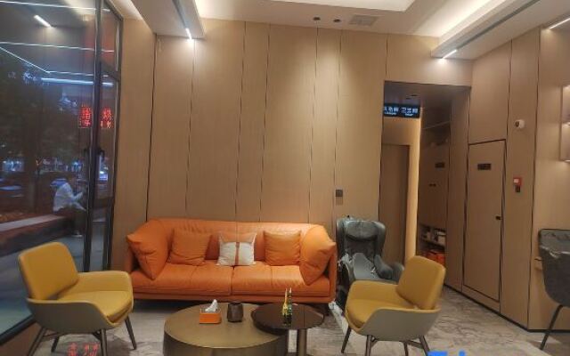 Yiwang Hotel (Lishui Passenger Transport Center)