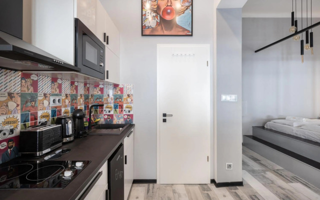 S15- Boutique Apartments, Best Location, by BQA