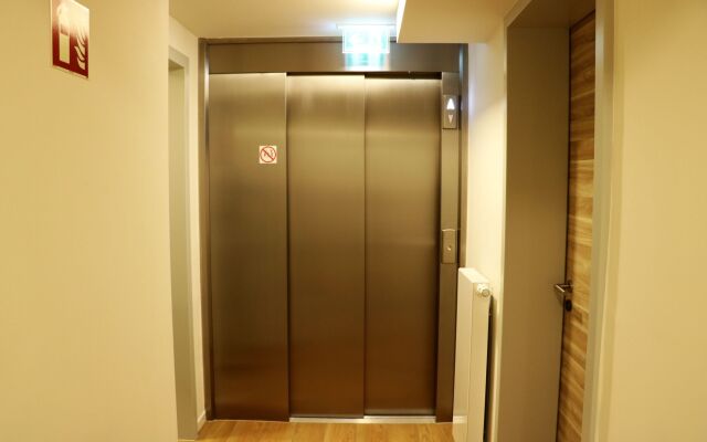 Signature East Hotel Apartment