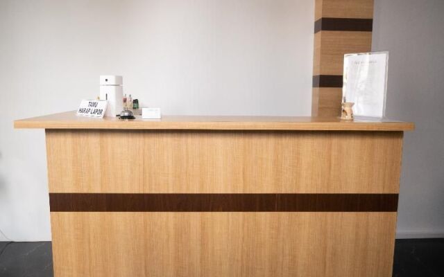 Audi Inn Hotel by OYO Rooms