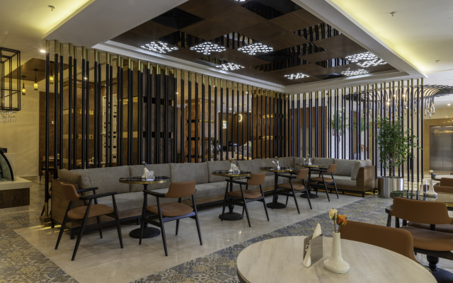 Emerald Hotel
